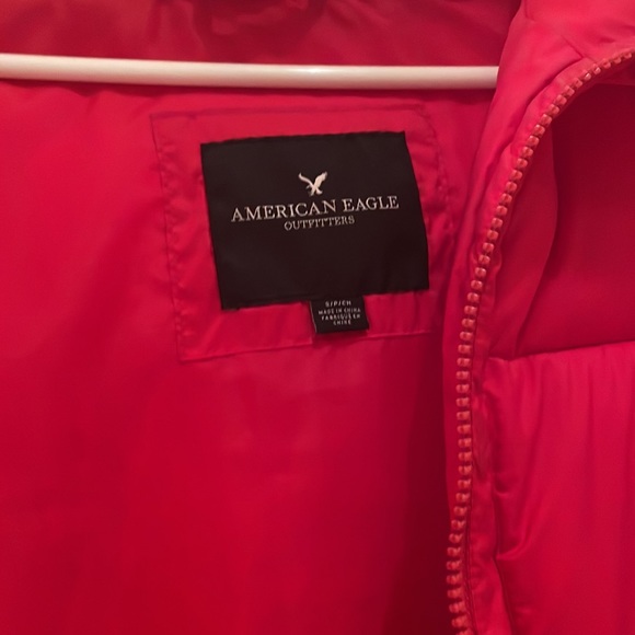 Red puffer jacket - Picture 3 of 3